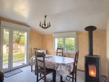 Maison paisible proche de la plage avec jardin et équipements complets - Photo 2