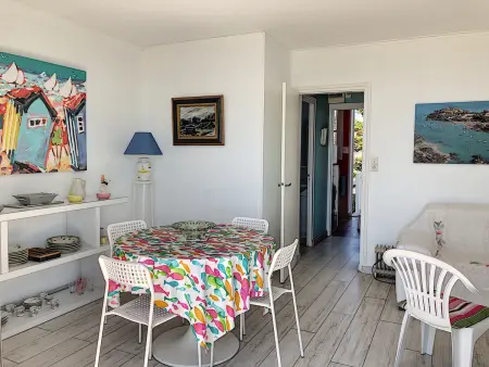 Appartement avec balcon, jardin, et accès plage - Photo 10