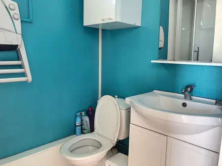 Appartement avec balcon, jardin, et accès plage - Photo 14