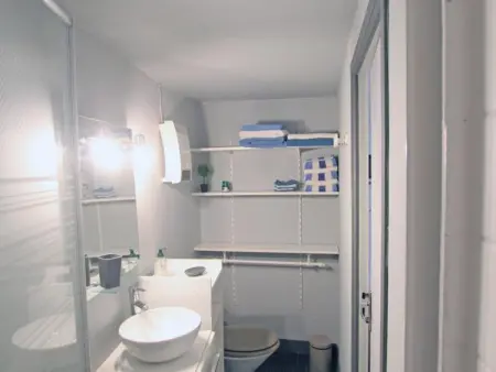 Charmant appartement familial au centre de Saint-Vaast-la-Hougue avec wifi - Photo 7