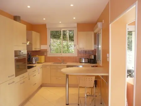 Appartement rez-de-jardin avec terrasses, WIFI, parking et animaux acceptés - Photo 1