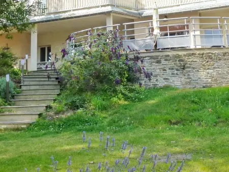 Appartement rez-de-jardin avec terrasses, WIFI, parking et animaux acceptés - Photo 9