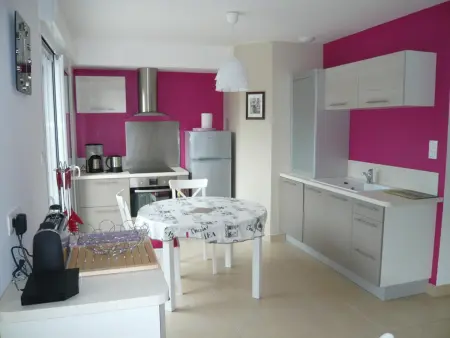 Maison lumineuse à 200m de la plage avec jardin et terrasse - Photo 2