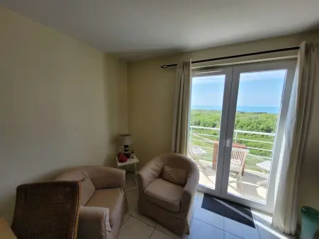 Duplex 2 Chambres avec Parking et Animaux Admis, Appartement 6 personnes à Wimereux - Photo 9