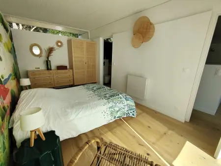 Magnifique villa lumineuse rénovée avec piscine chauffée, terrasses et jardin - Photo 13