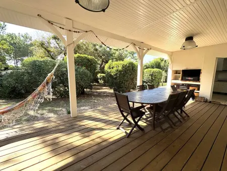 Villa familiale au Cap Ferret: face aux dunes, proche plage, grand jardin et terrasse, 10 pers - Photo 2