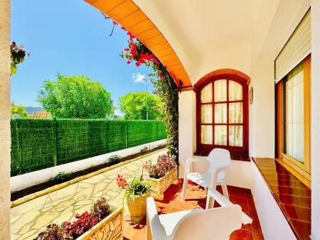 Maison familiale avec jardin et terrasse, proche plage, montagne et golf à Santa Cristina d’Aro - Photo 5