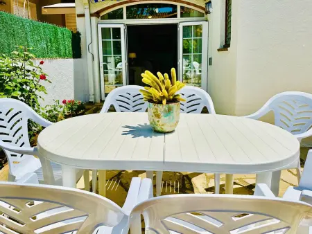 Maison familiale avec jardin et terrasse, proche plage, montagne et golf à Santa Cristina d’Aro - Photo 10