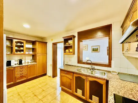 Maison familiale avec jardin et terrasse, proche plage, montagne et golf à Santa Cristina d’Aro - Photo 15