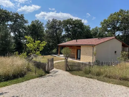 Gîte confortable avec piscine privée et jardin clos en Dordogne - Photo 5