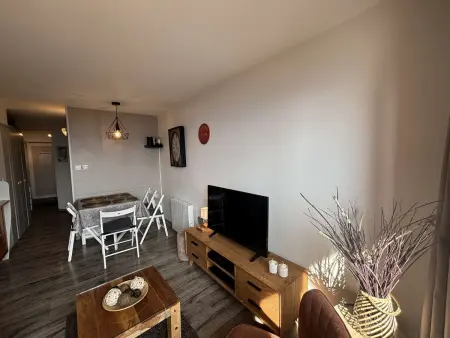 Appartement cosy pour 4 pers. avec balcon, parking et accès facile aux pistes - Alpe d'Huez - Photo 3