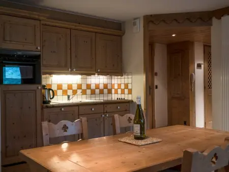 Apt de Standing avec Piscine et Spa, Pied de Pistes, Saint-Martin-de-Belleville - Photo 9