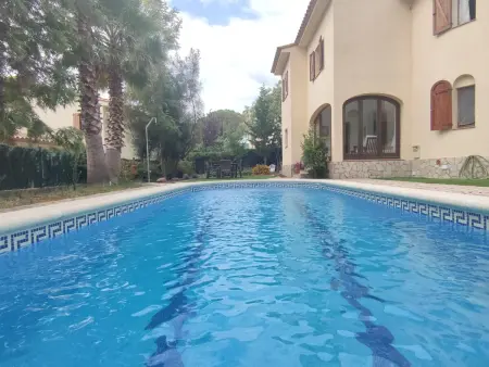 Villa Méditerranéenne avec Piscine, Jardin Privé, Proche Plage et Activités Costa Brava - Photo 28