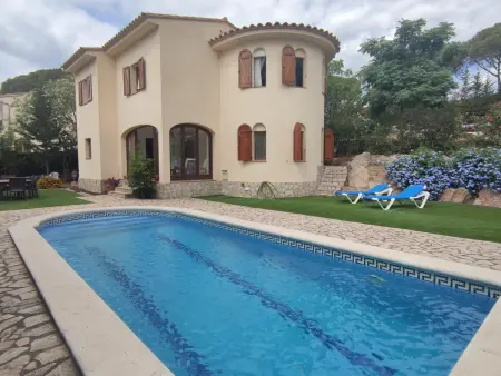 Villa Méditerranéenne avec Piscine, Jardin Privé, Proche Plage et Activités Costa Brava - Photo 29