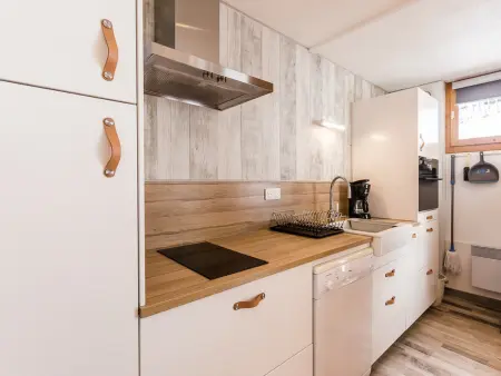 Apt rénové 2* pour 4/5p à Montchavin, proche pistes et commerces, parking gratuit - Photo 1