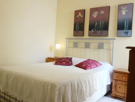 Charmant Bungalow à Adeje avec Terrasses Privées, Proche Plage de Torviscas et Commodités - Photo 24