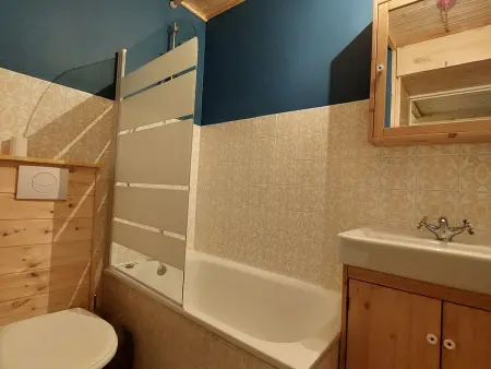 Studio cosy avec balcon sud et animaux admis, proche pistes - Photo 4