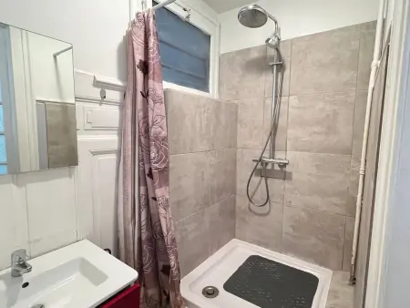 T1 moderne au centre-ville d'Aix-les-Bains, Appartement 2 personnes à Aix les Bains - Photo 5