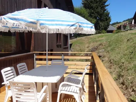 Appartement cosy 5 pers., centre Cernix, proche pistes, commerces, navette, parking, balcon & terrasse - Photo 8