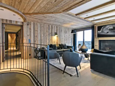 Luxueux Appartement 5 Chambres avec Spa et Terrasse Spacieuse au Rond Point des Pistes, Les Allues - Photo 3