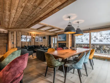 Luxueux Appartement 5 Chambres avec Spa et Terrasse Spacieuse au Rond Point des Pistes, Les Allues - Photo 9