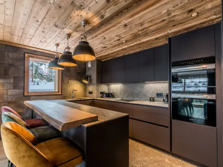 Luxueux Appartement 5 Chambres avec Spa et Terrasse Spacieuse au Rond Point des Pistes, Les Allues - Photo 11