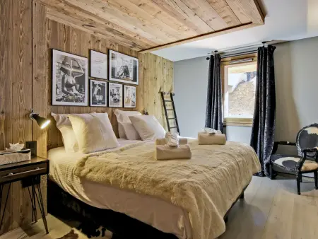 Luxueux Appartement 5 Chambres avec Spa et Terrasse Spacieuse au Rond Point des Pistes, Les Allues - Photo 14