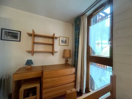 Appartement 2 pièces près des pistes avec parking inclus - Photo 2