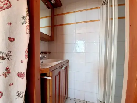 Appartement spacieux et confortable proche des pistes avec balcon - Photo 11