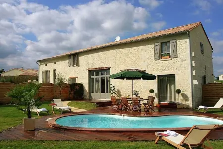 Les Houx, Villa en France avec piscine privée - Photo 4