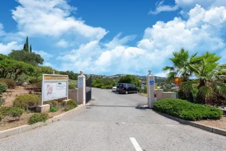 Le Mazet Elly & Julian, Appartement proche de la plage de Saint Tropez - Photo 32