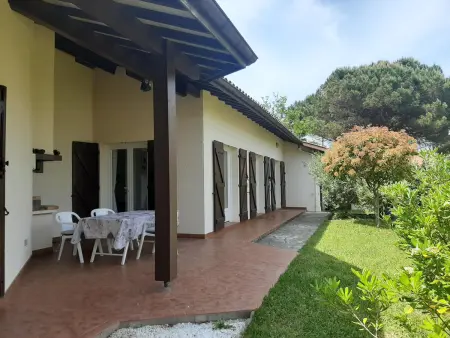 Maison 4 chambres avec jardin clos, proche plage et centre, à Vieux-Boucau - Photo 1