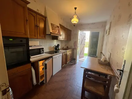 Maison 4 chambres avec jardin clos, proche plage et centre, à Vieux-Boucau - Photo 8