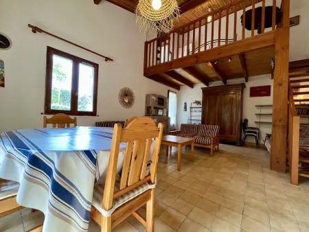 Charmante maison de village à Saint-Georges-d'Oléron, proche de la plage - Photo 4