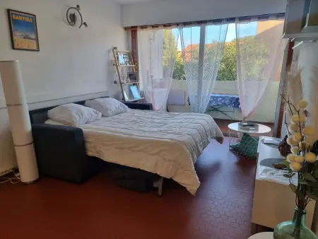 Appartement T2 avec Terrasse et Parking Privé près de la Plage - Photo 5