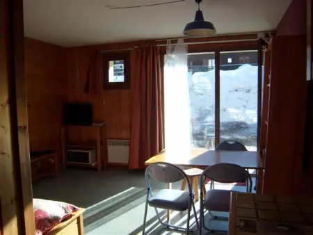 Studio-cabine 4 personnes avec parking à Crest-Voland - Photo 2