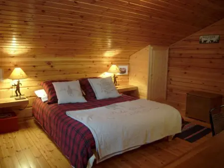 Chalet bois 9 pers, Grand confort, près pistes et commerces, Wi-Fi, Equipé, Parking, Non fumeur - Photo 4