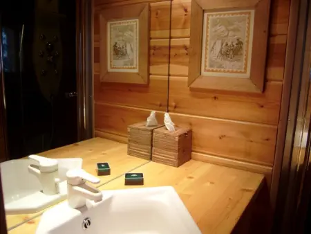 Chalet bois 9 pers, Grand confort, près pistes et commerces, Wi-Fi, Equipé, Parking, Non fumeur - Photo 11