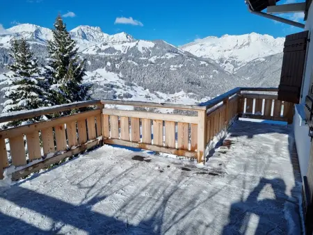 Grand chalet 11 pers, 4 chambres, Sud, proche ski - Photo 2