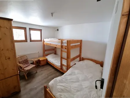 Grand chalet 11 pers, 4 chambres, Sud, proche ski - Photo 5