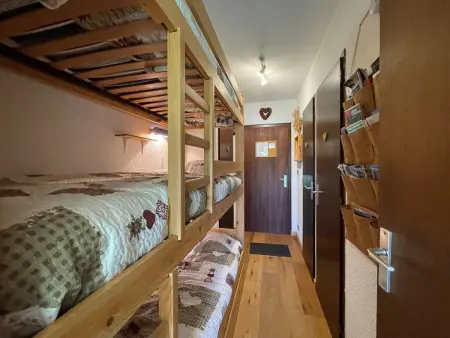 Studio cosy rez de chaussée 4 pers. près des pistes, équipé avec terrasse et parking. - Photo 3