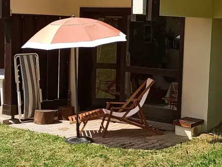Studio cosy rez de chaussée 4 pers. près des pistes, équipé avec terrasse et parking. - Photo 8