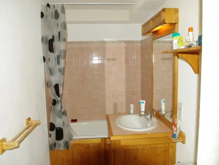 Studio 3 pers, animaux acceptés, confort avec balcon à Valloire - Photo 4