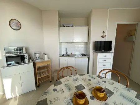 Studio 2 pers, balcon, parking, plage à 200m, Appartement 2 personnes à Saint Jean de Monts - Photo 6
