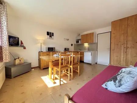 Studio cosy à Notre-Dame-de-Bellecombe, proche des pistes et commerces - 4 pers, balcon, parking - Photo 2