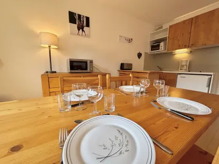 Studio cosy à Notre-Dame-de-Bellecombe, proche des pistes et commerces - 4 pers, balcon, parking - Photo 4