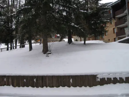 Studio 4 pers. avec terrasse sud près des pistes - Photo 9