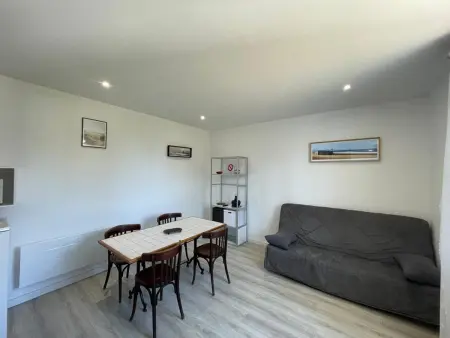 Appartement cosy avec terrasse, jardin et parking à 200m de la plage - Photo 1