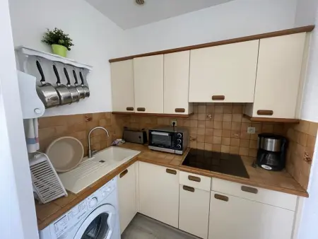 Appartement cosy avec terrasse, jardin et parking à 200m de la plage - Photo 3