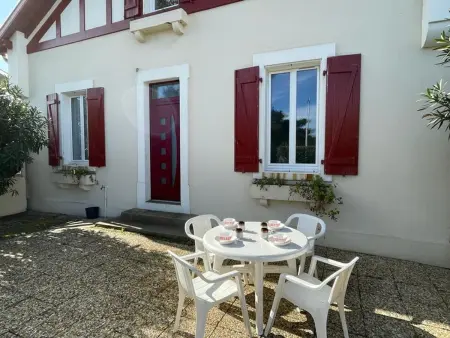 Appartement cosy avec terrasse, jardin et parking à 200m de la plage - Photo 8